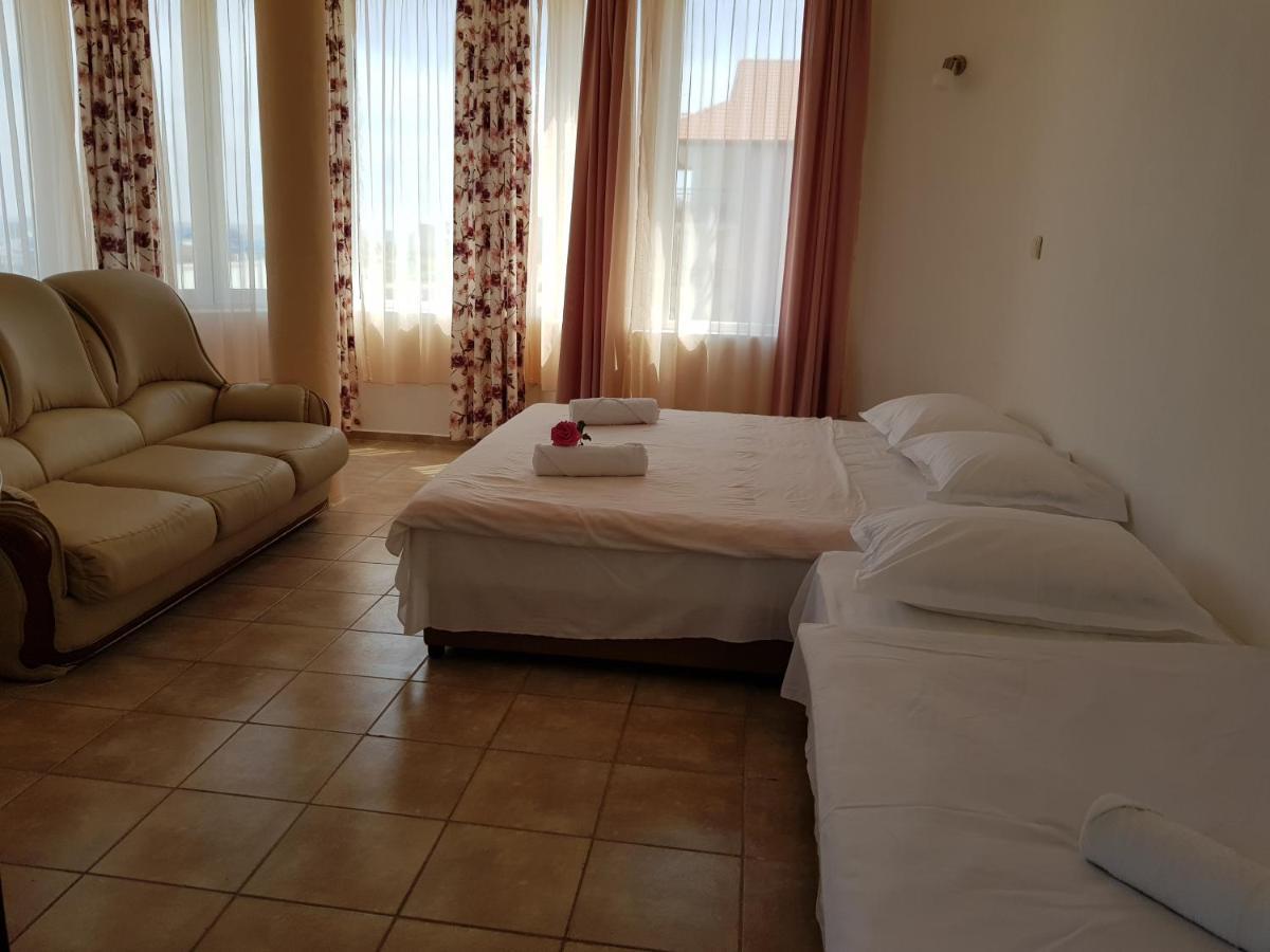 Sunny Island Obzor Hotell Eksteriør bilde