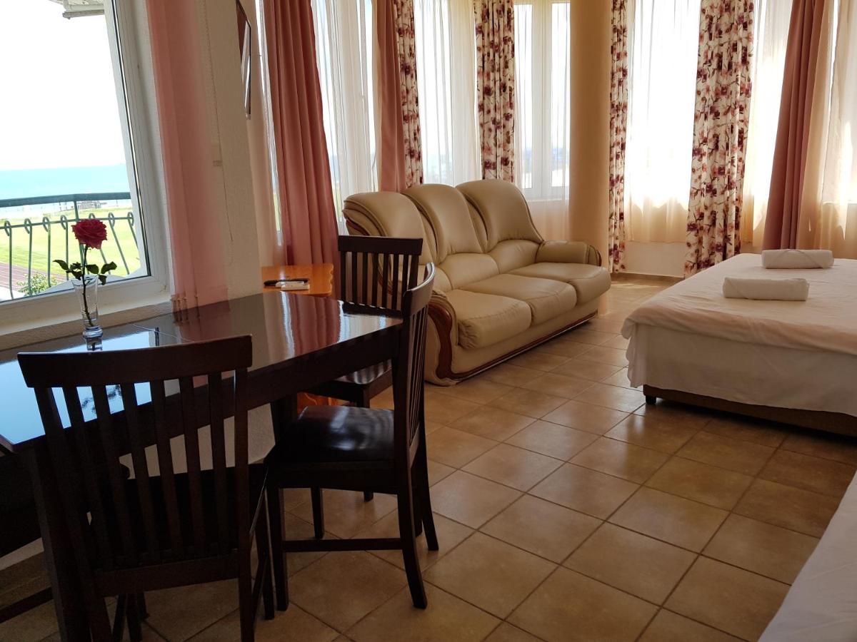 Sunny Island Obzor Hotell Eksteriør bilde