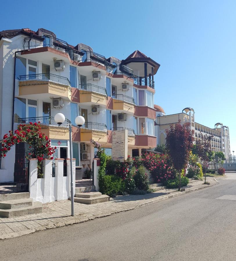 Sunny Island Obzor Hotell Eksteriør bilde