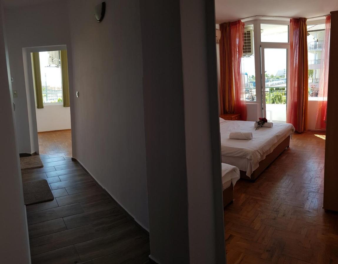 Sunny Island Obzor Hotell Eksteriør bilde
