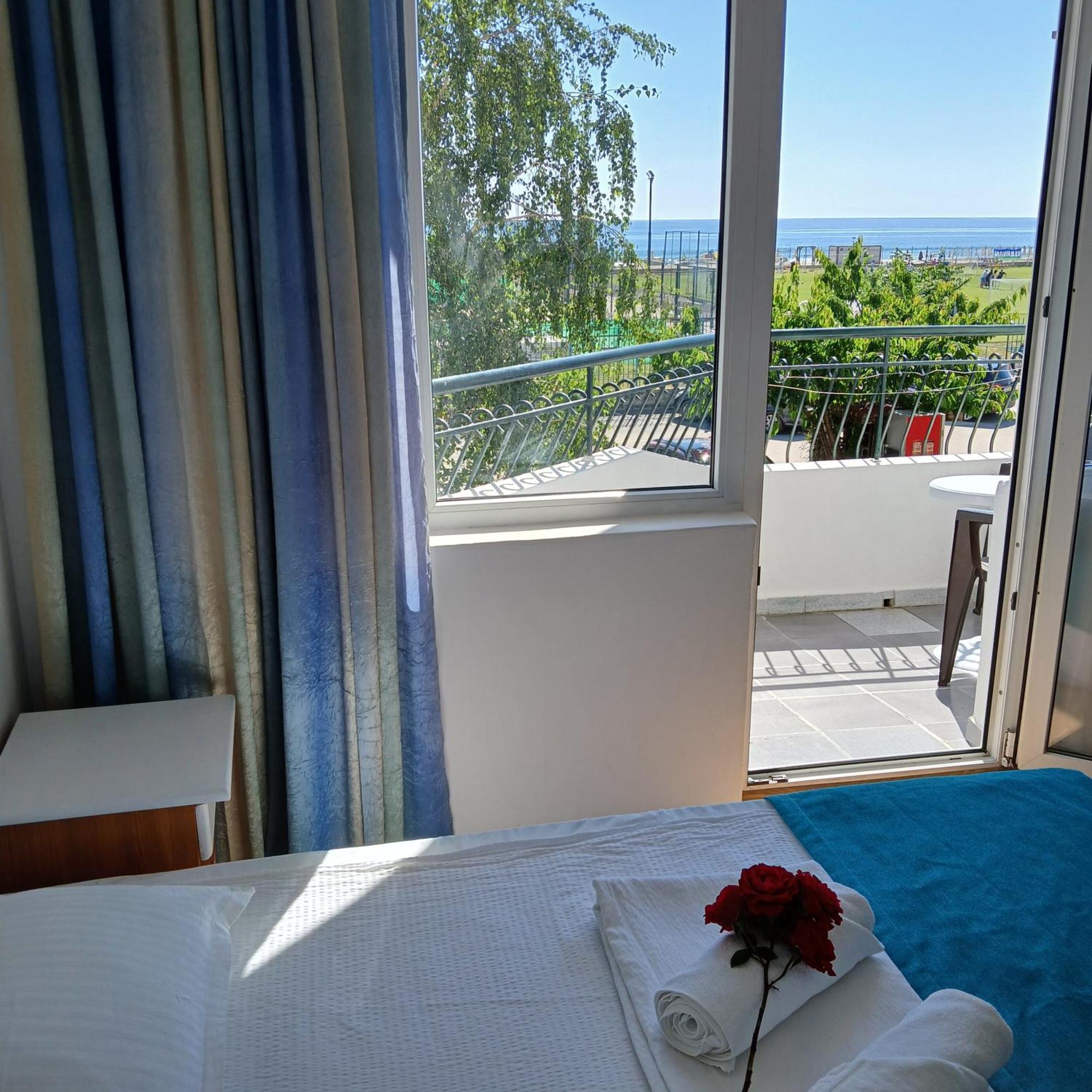 Sunny Island Obzor Hotell Eksteriør bilde
