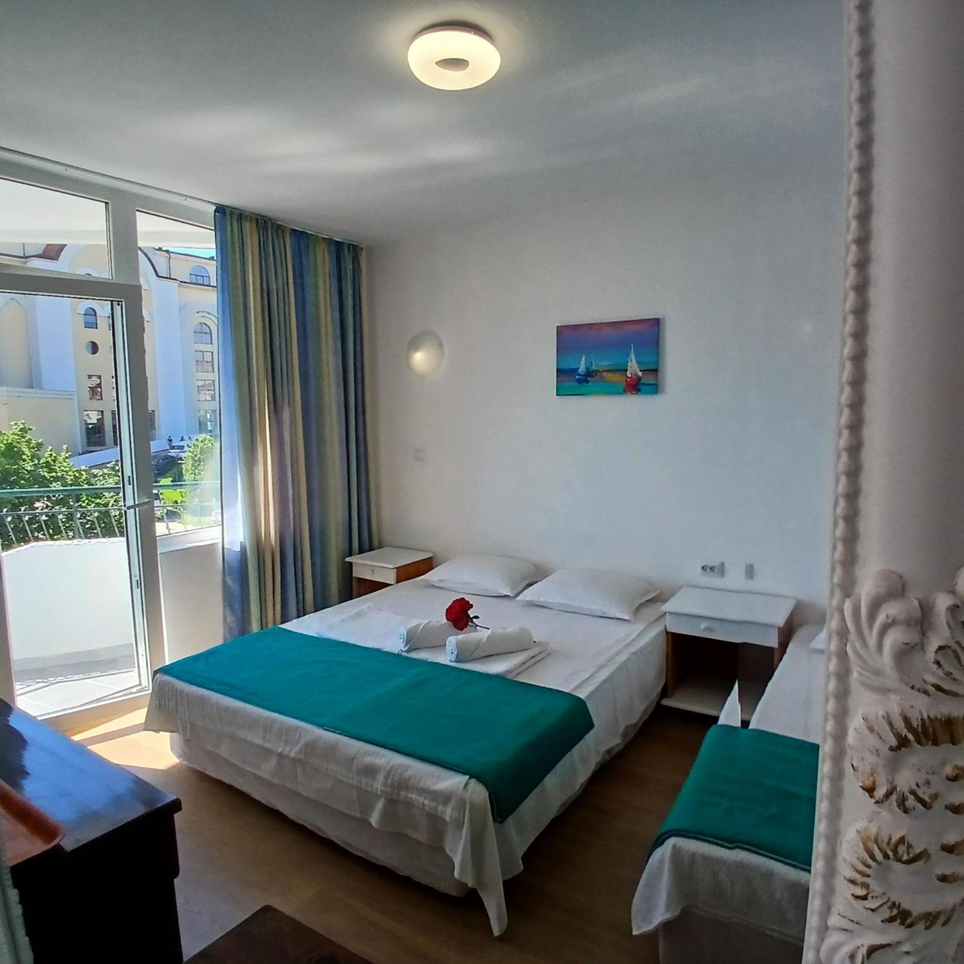 Sunny Island Obzor Hotell Eksteriør bilde
